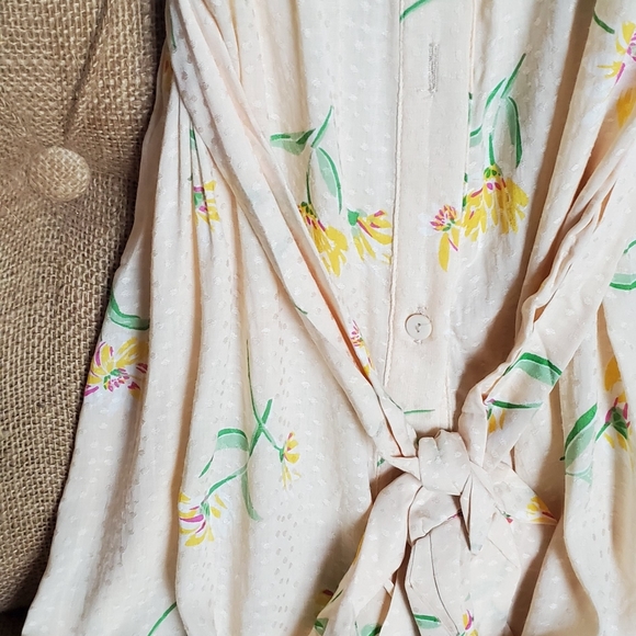 BOHO YELLOW FLORAL DRESS - Picture 2 of 9